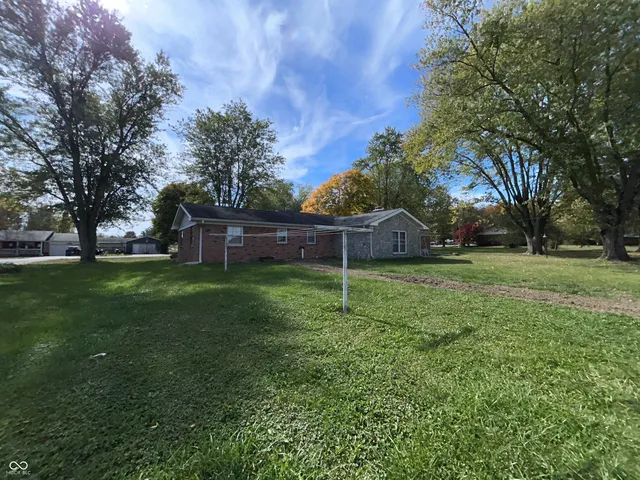 $310,000 | 28 Rohn Road, Mooresville, IN 46158