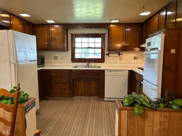 $310,000 | 28 Rohn Road, Mooresville, IN 46158