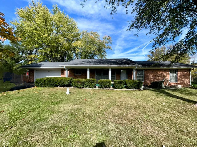 $310,000 | 28 Rohn Road, Mooresville, IN 46158