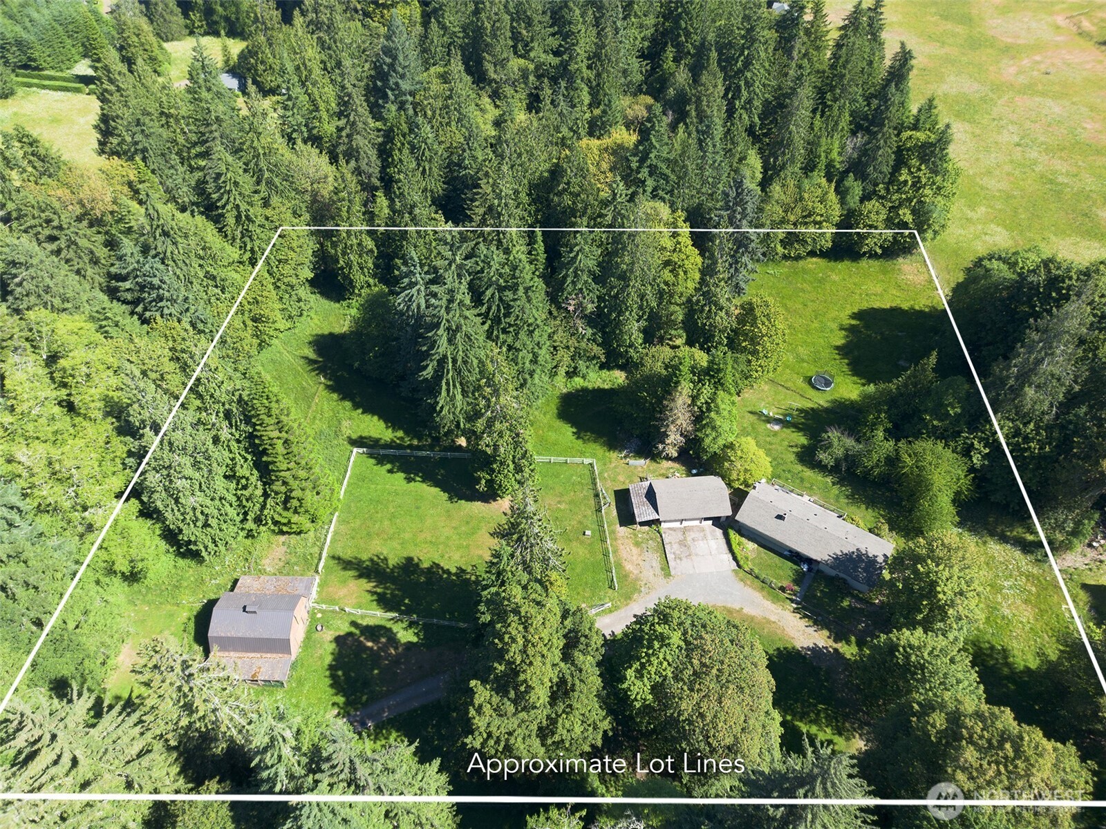 537 Herrick Road Port Angeles, WA 98363 - Photo 3 of 33