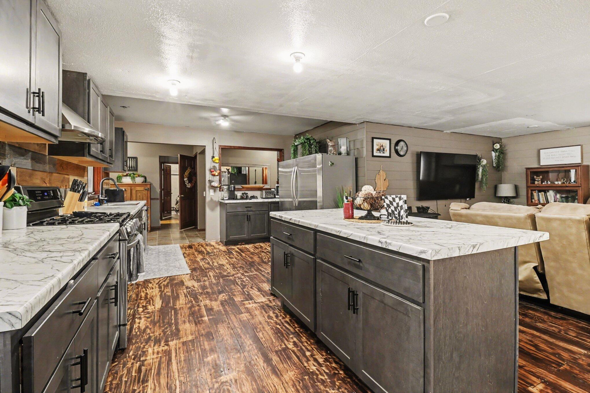 4360 South Maple Island Road Fremont, MI 49412 - Photo 8 of 42 029_file_6552