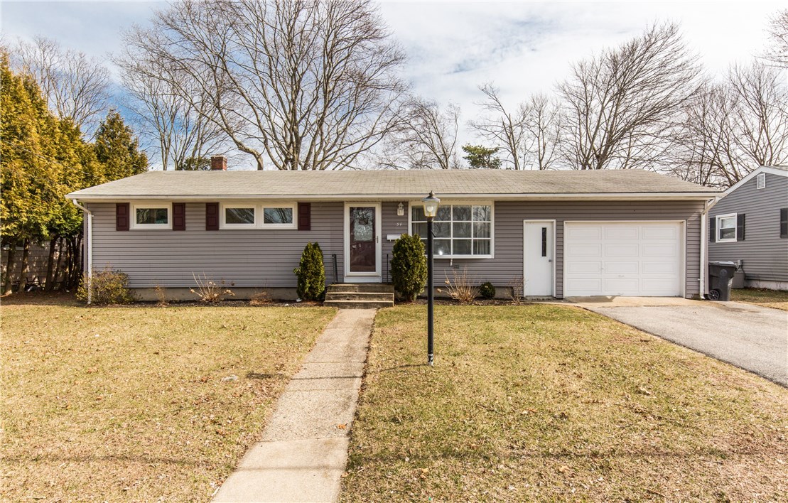 54 Hanover Street Warwick, RI 02886 - Photo 1 of 37 Gallery Image 1