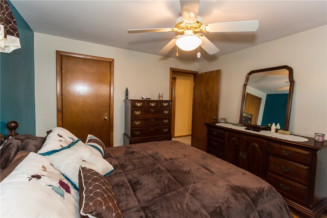 54 Hanover Street Warwick, RI 02886 - Photo 13 of 37 Gallery Image 13