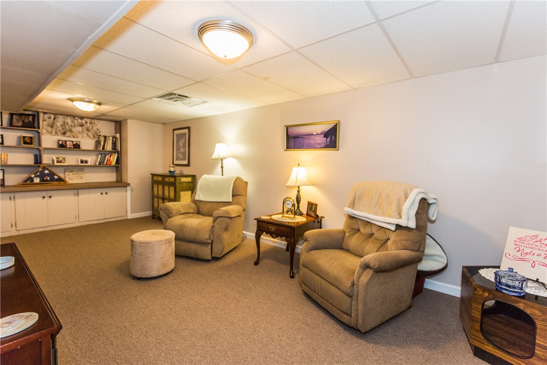 54 Hanover Street Warwick, RI 02886 - Photo 20 of 37 Gallery Image 20