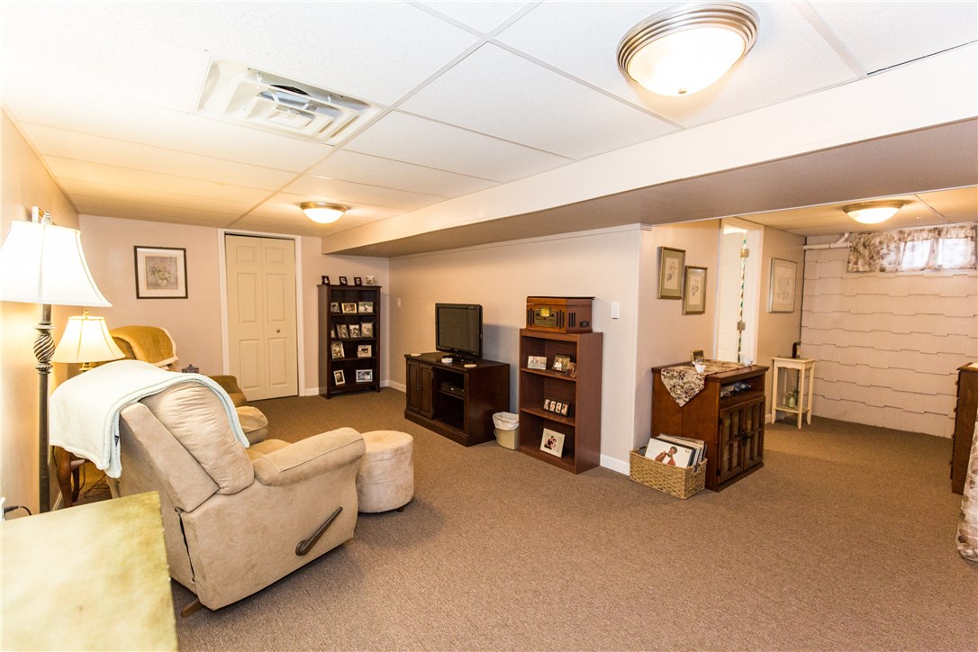 54 Hanover Street Warwick, RI 02886 - Photo 21 of 37 Gallery Image 21