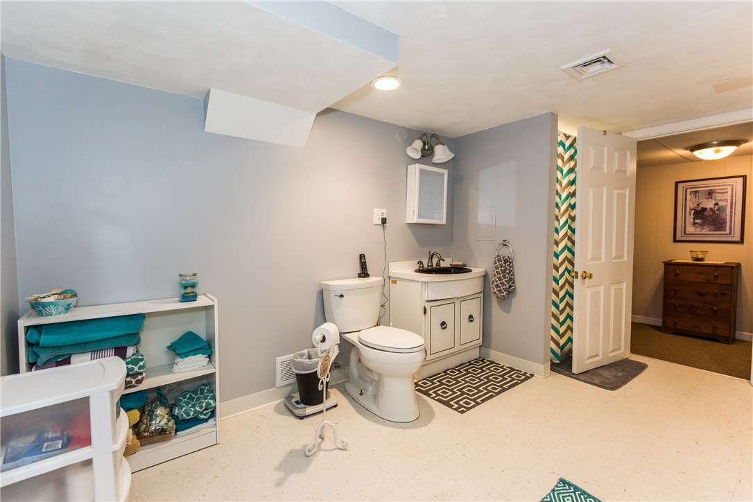 54 Hanover Street Warwick, RI 02886 - Photo 25 of 37 Gallery Image 25