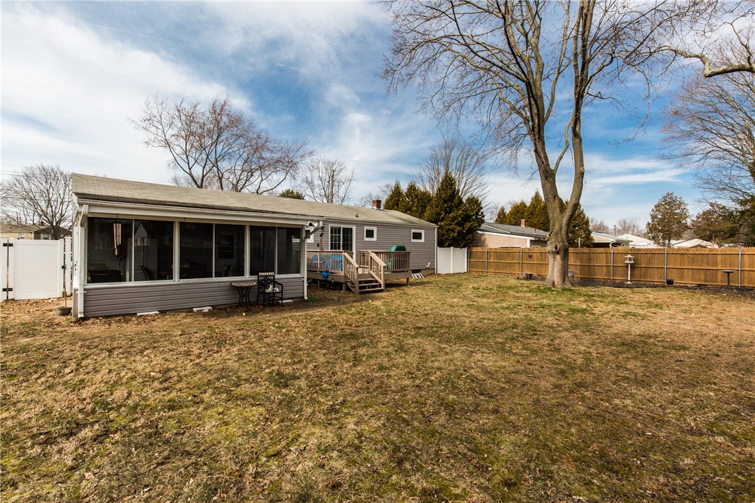 54 Hanover Street Warwick, RI 02886 - Photo 33 of 37 Gallery Image 33