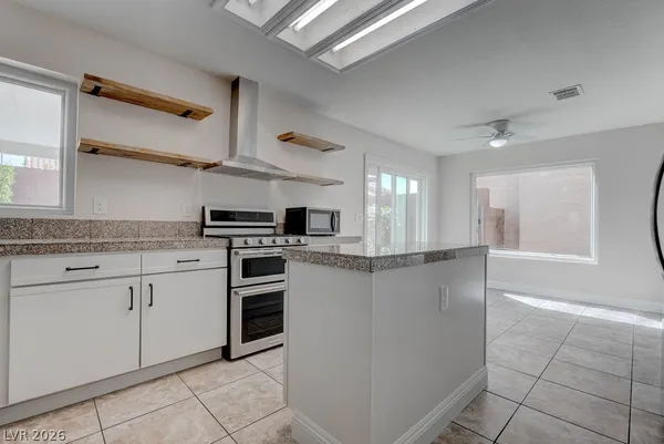 $2,150 | 26 Fantasia Lane, Henderson, NV 89074
