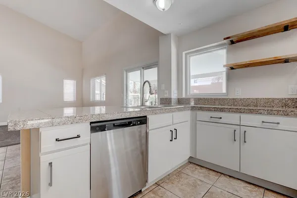 $2,150 | 26 Fantasia Lane, Henderson, NV 89074