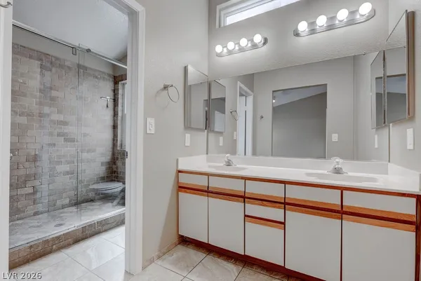 $2,150 | 26 Fantasia Lane, Henderson, NV 89074