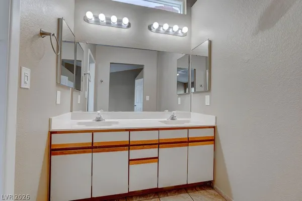 $2,150 | 26 Fantasia Lane, Henderson, NV 89074