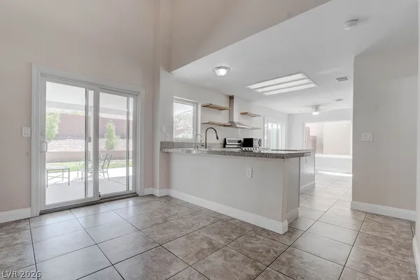 $2,150 | 26 Fantasia Lane, Henderson, NV 89074