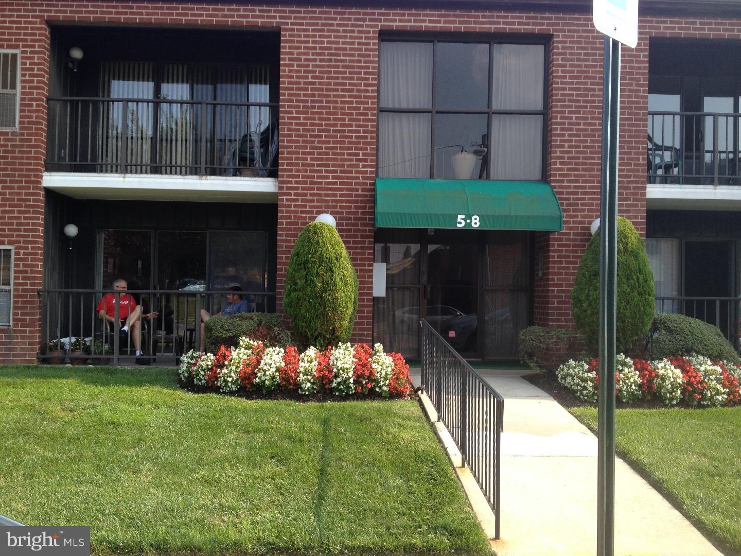 2101 Welsh Road, Unit 8 Philadelphia, PA 19115 - Photo 1 of 10 Exterior Front