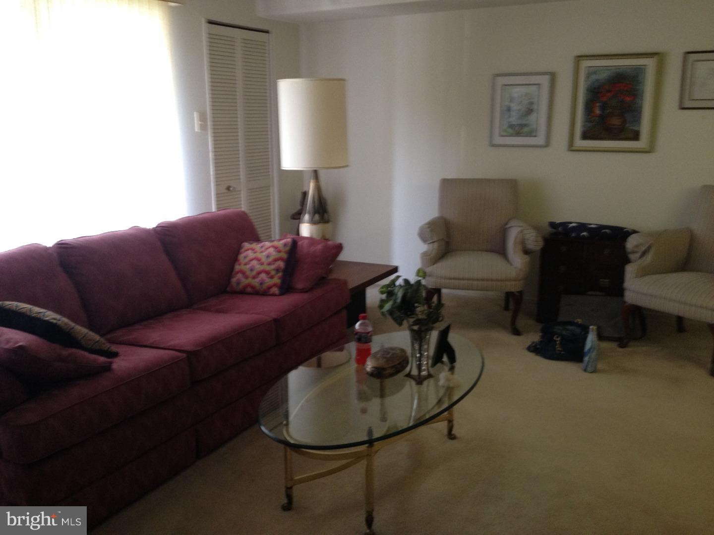 2101 Welsh Road, Unit 8 Philadelphia, PA 19115 - Photo 7 of 10 Living Room