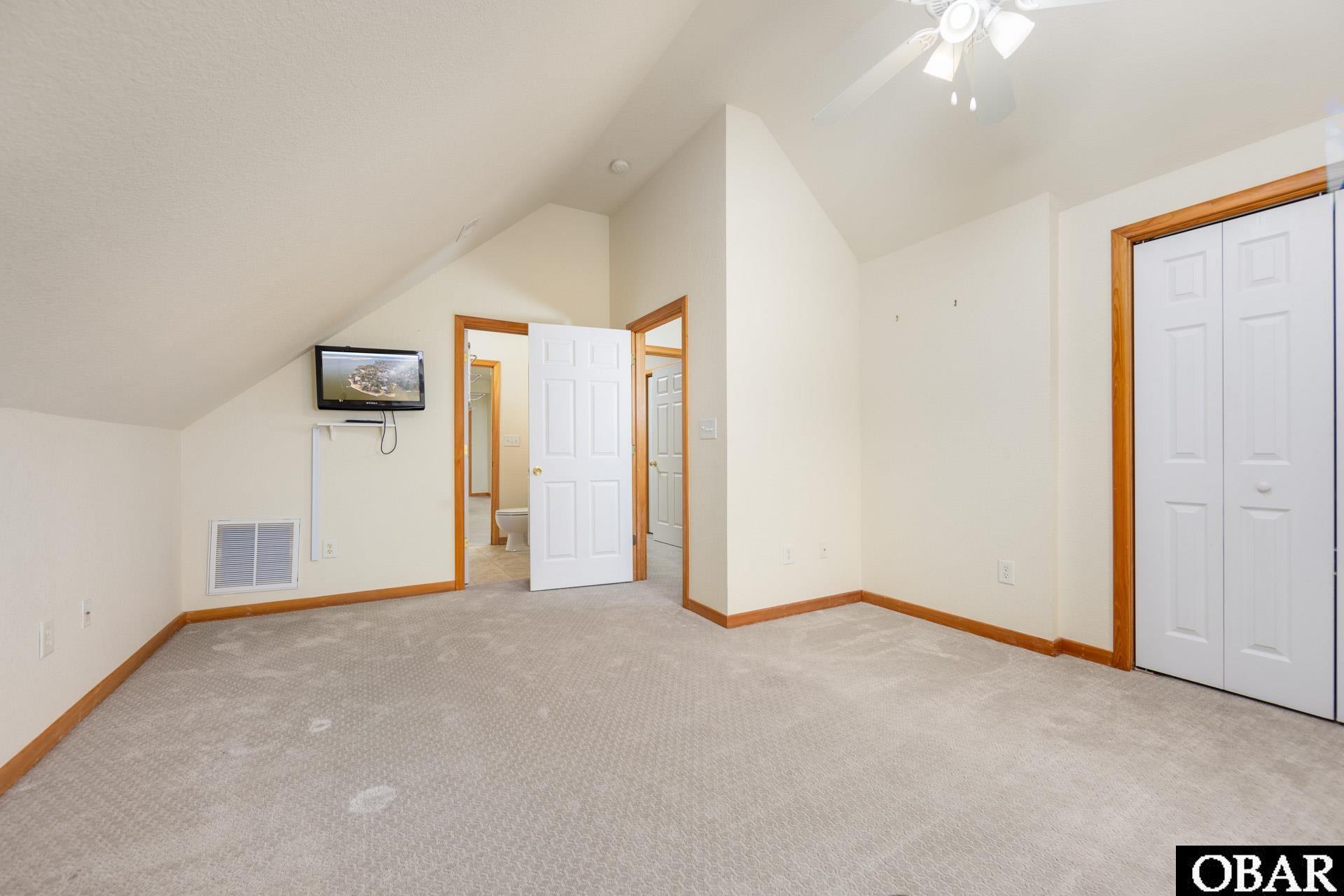 113 Sir Walter Raleigh Drive Kill Devil Hills, NC 27948 - Photo 21 of 43 Bedroom 4