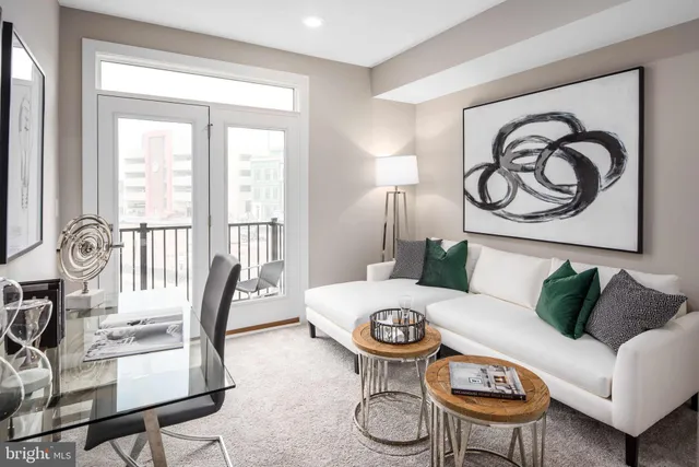 $569,990 | 43789 Metro Terrace, Unit A, Ashburn, VA 20147