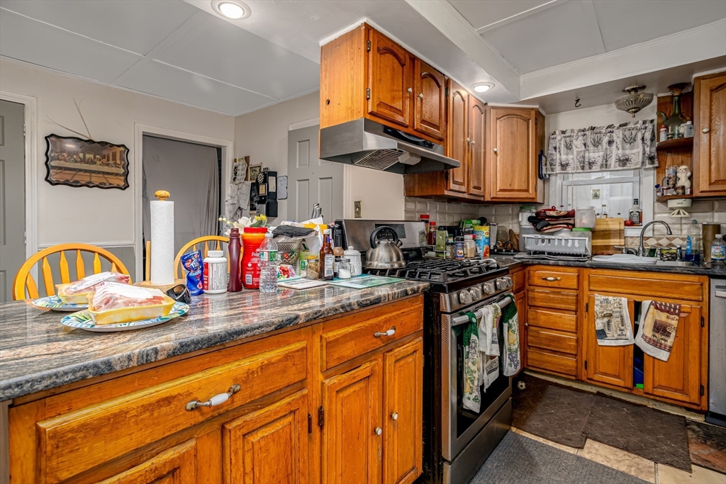 57 Clark Street Clinton, MA 01510 - Photo 4 of 30