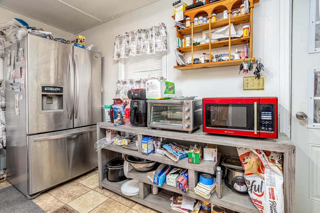 57 Clark Street Clinton, MA 01510 - Photo 6 of 30