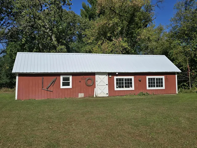 $449,900 | N2784 9th Avenue, Hancock, WI 54943