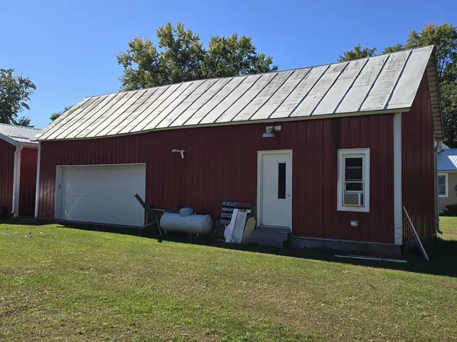 $449,900 | N2784 9th Avenue, Hancock, WI 54943