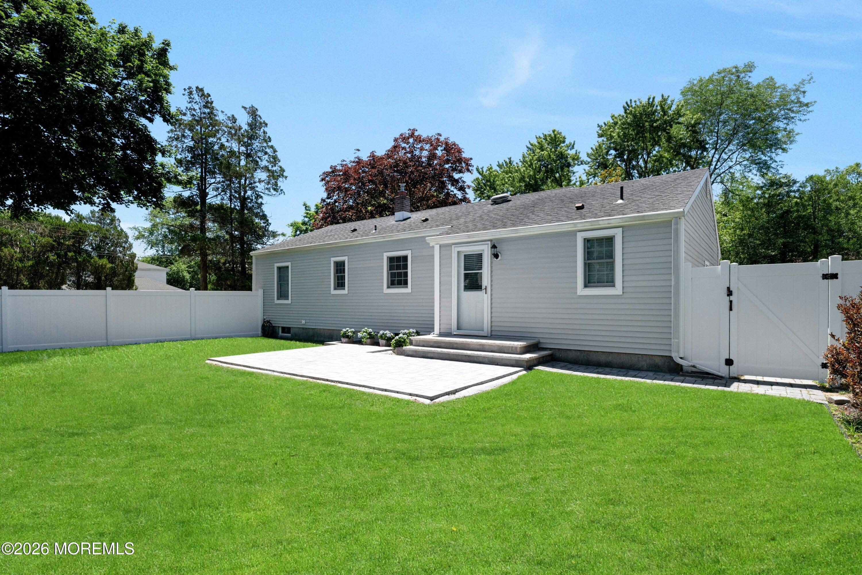 335 Eastham Road Point Pleasant, NJ 08742 - Photo 6 of 31 002-493936-DSC_9829_14702943