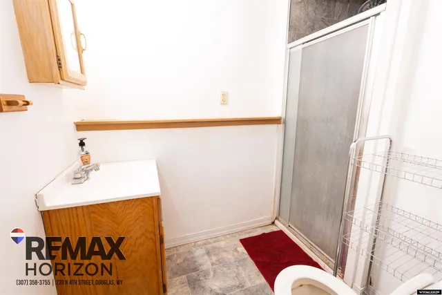 $290,000 | 48 Lakeview Drive, Douglas, WY 82633