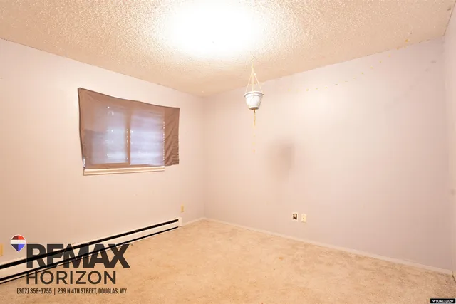 $290,000 | 48 Lakeview Drive, Douglas, WY 82633