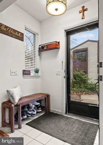 $299,999 | 2201 Aspen Circle, Springfield, PA 19064