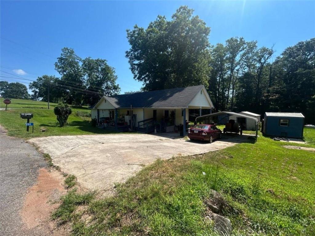 201 Walter Street Thomaston, GA 30286 - Photo 3 of 16