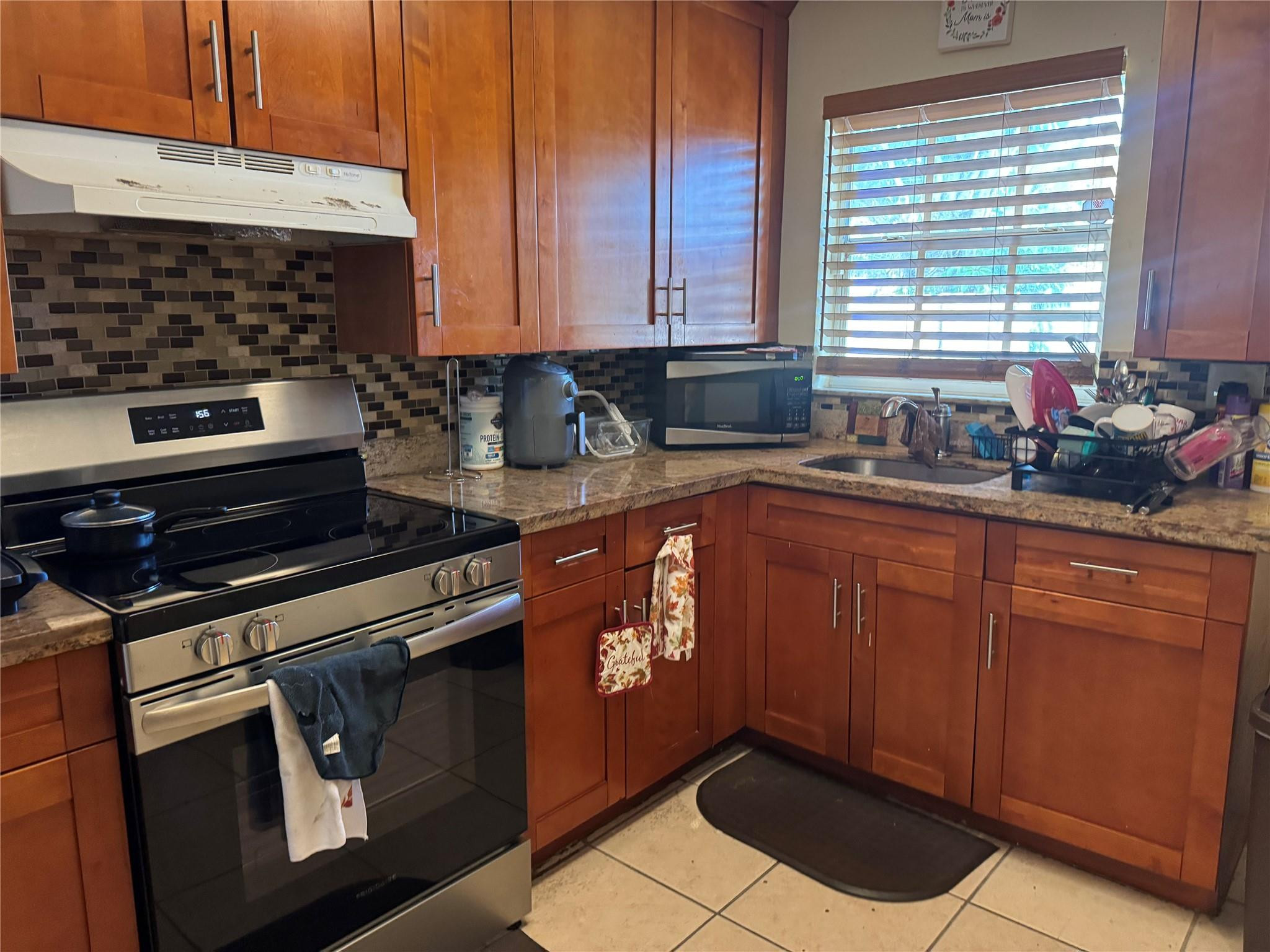 6353 Southwest 22nd Street Miramar, FL 33023 - Photo 18 of 25 Photo 18