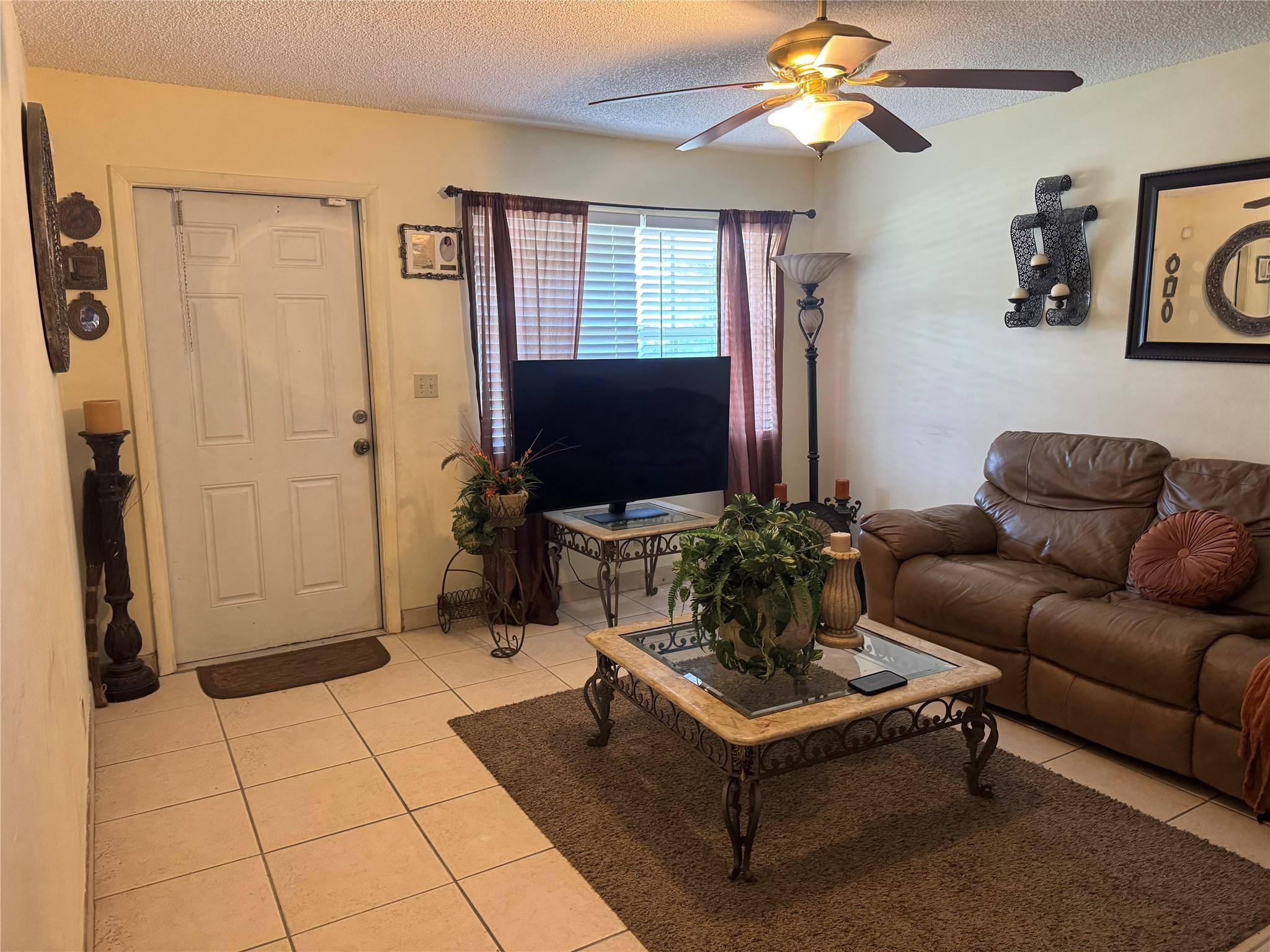 6353 Southwest 22nd Street Miramar, FL 33023 - Photo 21 of 25 Photo 21