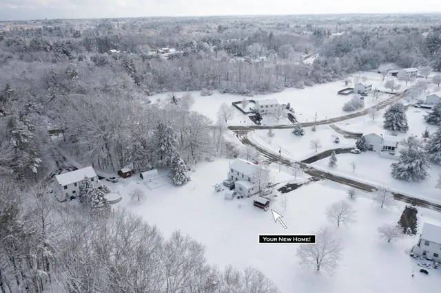 $359,900 | 69 Magnolia Lane, Greenland, NH 03840