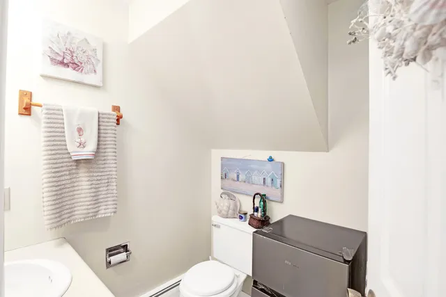 $359,900 | 69 Magnolia Lane, Greenland, NH 03840