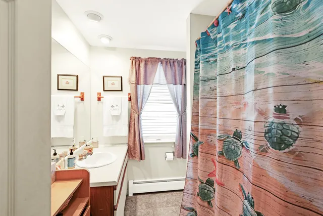 $359,900 | 69 Magnolia Lane, Greenland, NH 03840