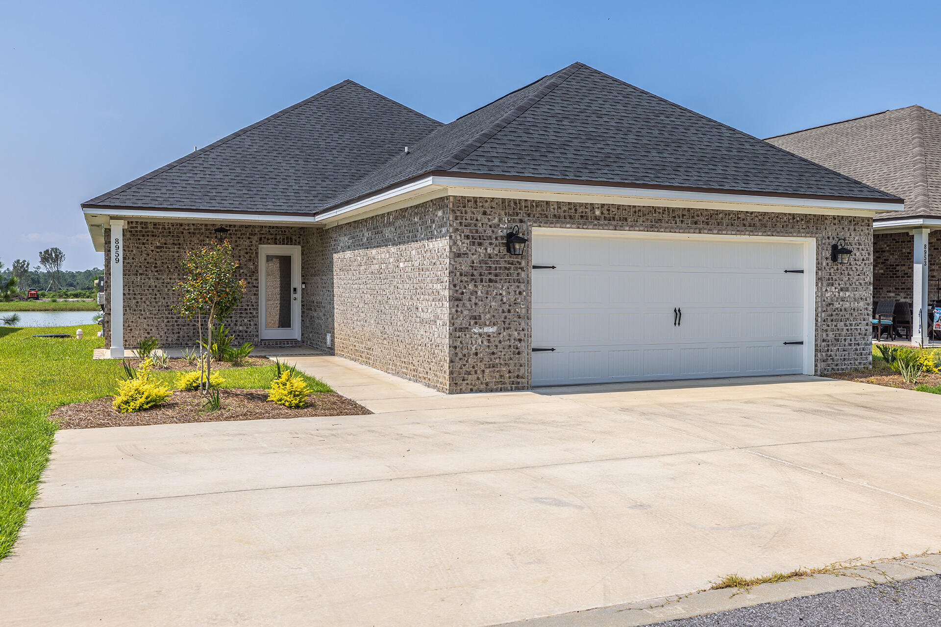 8959 Eureka Street Milton, FL 32583 - Photo 2 of 33 01