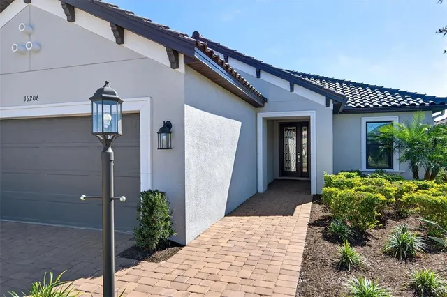 $875,000 | 16206 Fortezza Drive, Bradenton, FL 34211