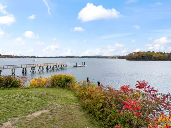 $2,495,000 | 30 Cedar Point Road, Durham, NH 03824