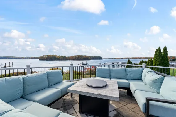 $2,495,000 | 30 Cedar Point Road, Durham, NH 03824