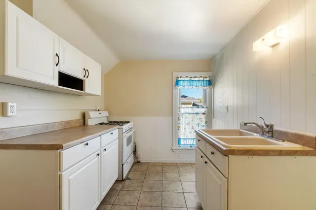 $119,900 | 1217 1st Street, Jackson, MI 49203