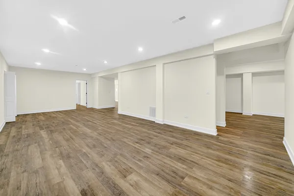 $1,760,000 | 602 Glenshire Road, Glenview, IL 60025