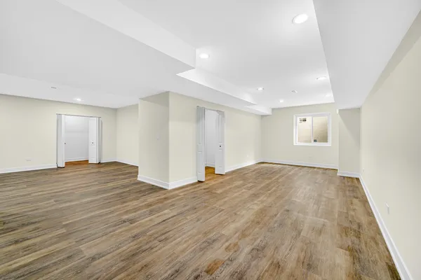 $1,760,000 | 602 Glenshire Road, Glenview, IL 60025