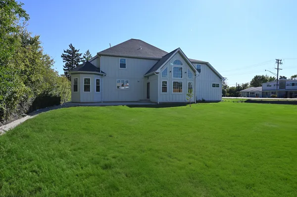 $1,760,000 | 602 Glenshire Road, Glenview, IL 60025