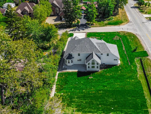 $1,760,000 | 602 Glenshire Road, Glenview, IL 60025
