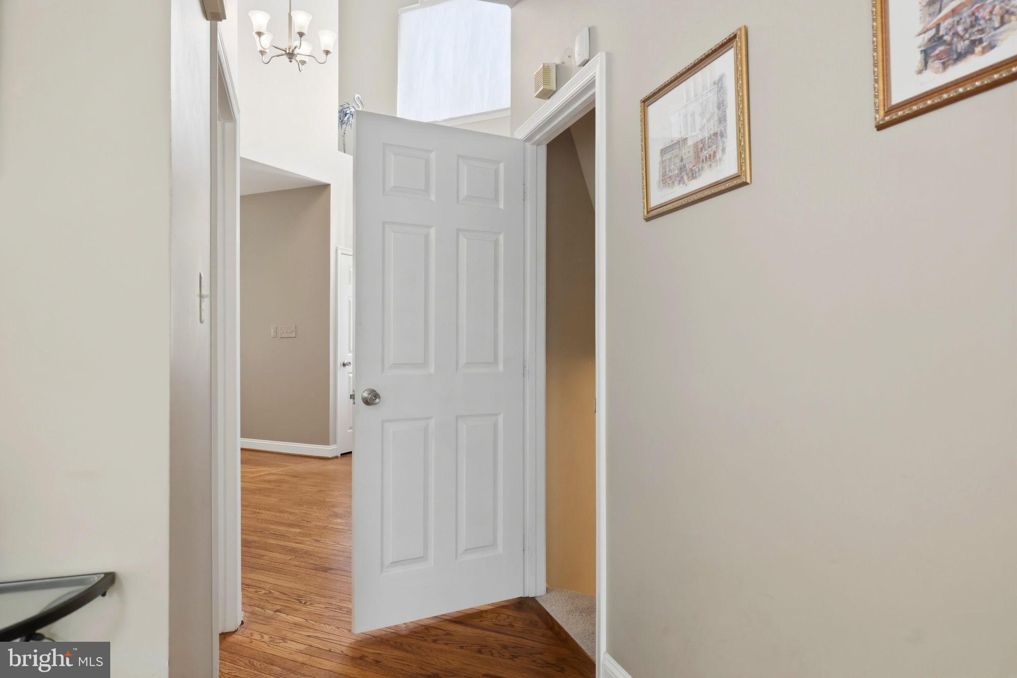 813 Duncan Place Southeast Leesburg, VA 20175 - Photo 59 of 90 Main Level to Lower Level