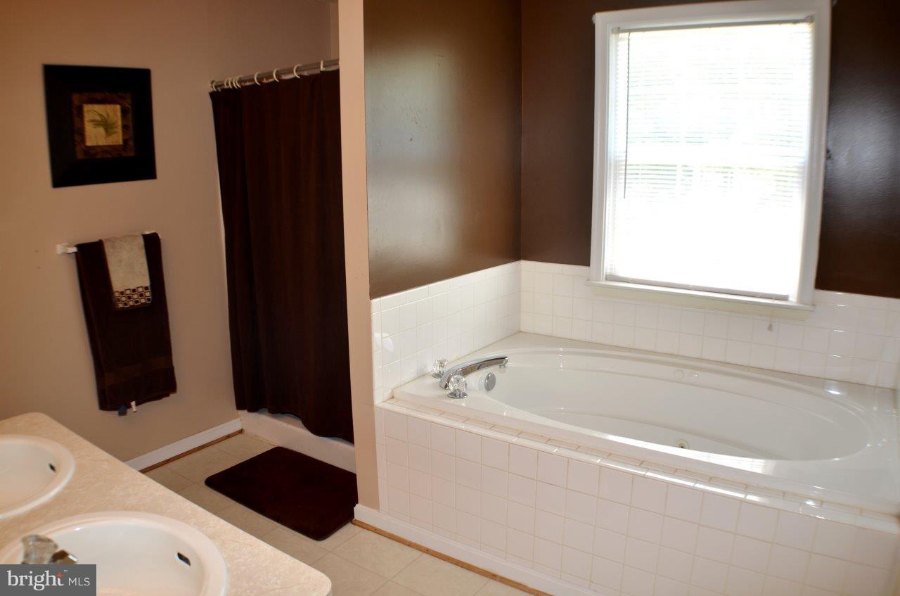 25101 Woodmark Way Chaptico, MD 20621 - Photo 17 of 30 Bath (Master)