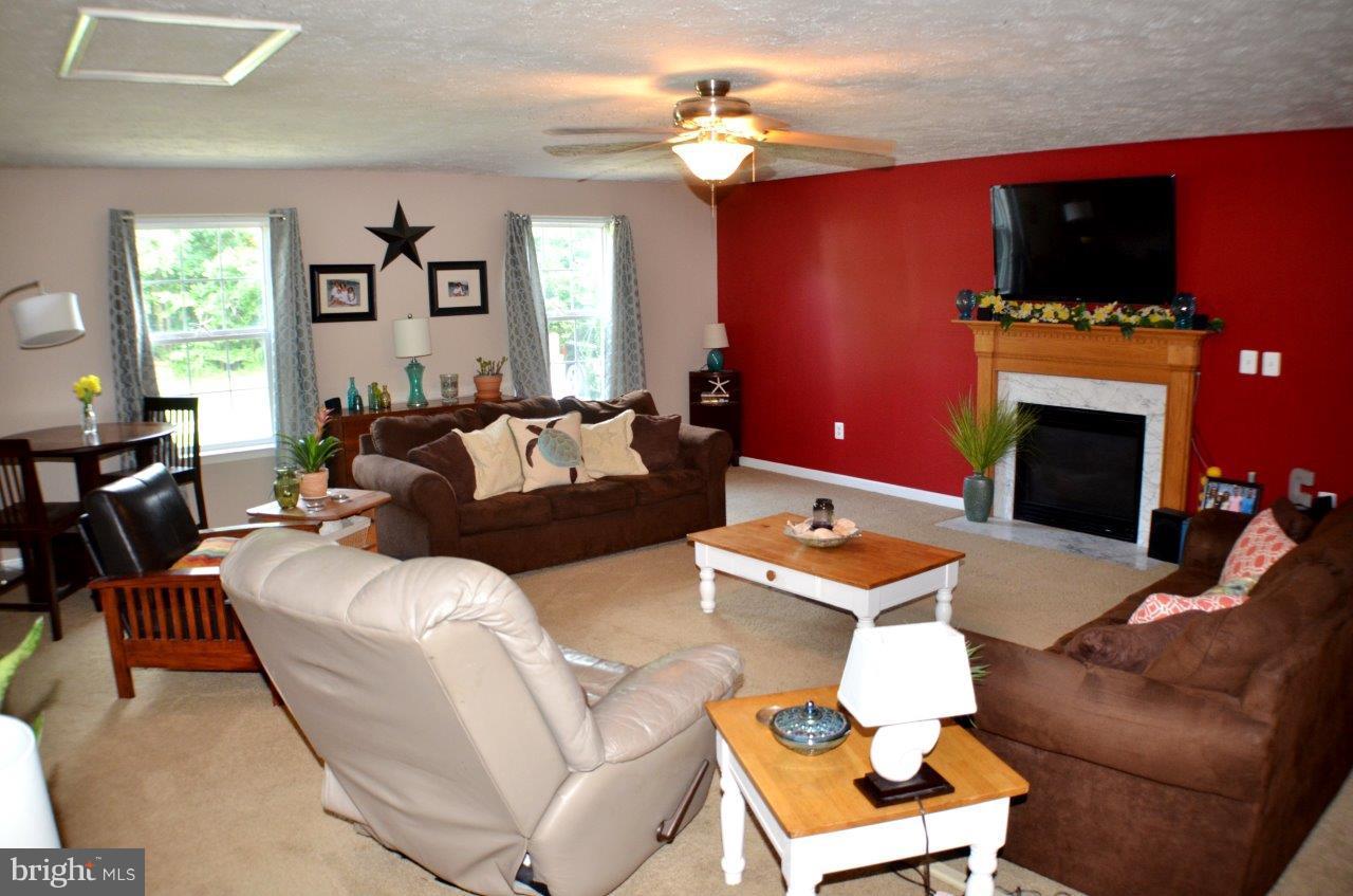 25101 Woodmark Way Chaptico, MD 20621 - Photo 3 of 30 Family Room