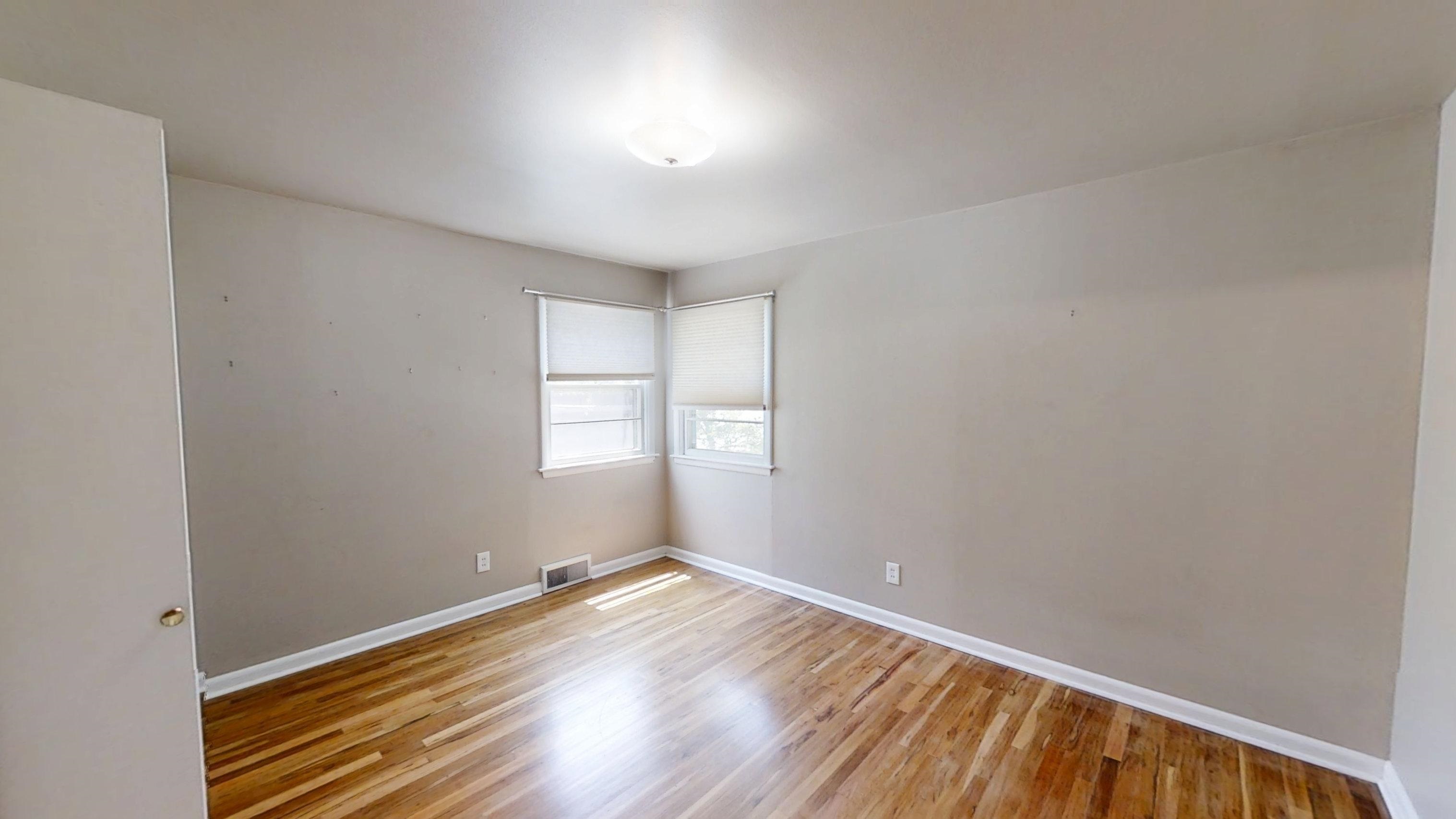 241 West 11th Street Casper, WY 82601 - Photo 7 of 34
