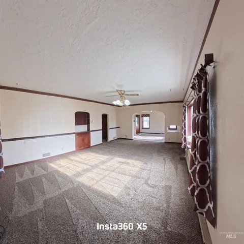 $374,500 | 19878 Highway 30, Buhl, ID 83316