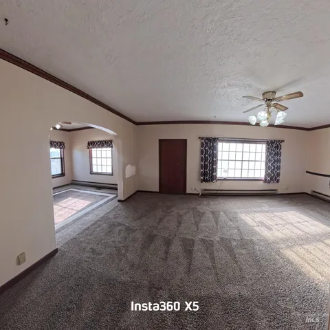 $374,500 | 19878 Highway 30, Buhl, ID 83316