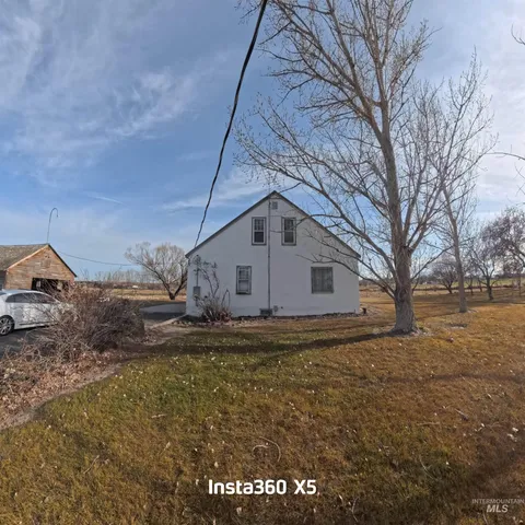 $374,500 | 19878 Highway 30, Buhl, ID 83316